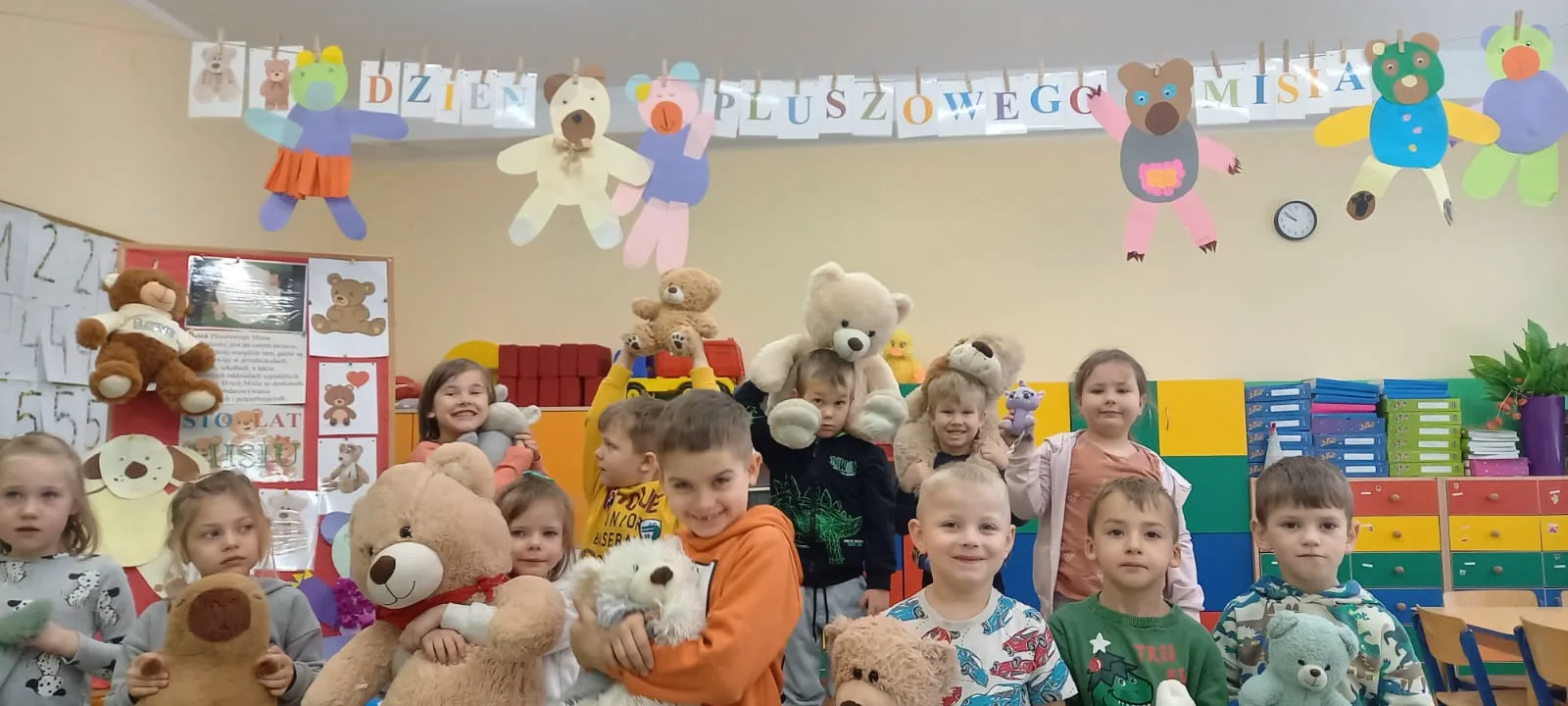 DZIEŃ PLUSZOWEGO MISIA