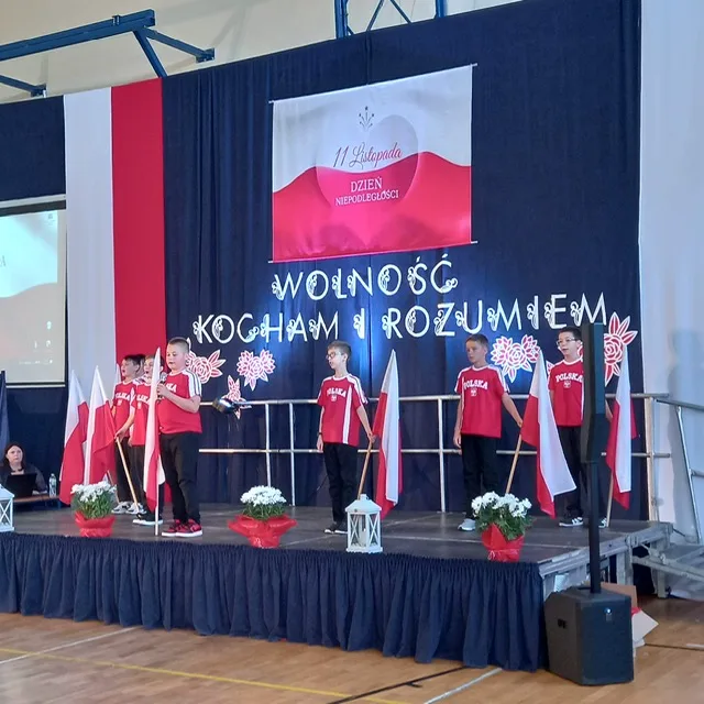 WOLNOŚĆ KOCHAM I ROZUMIEM