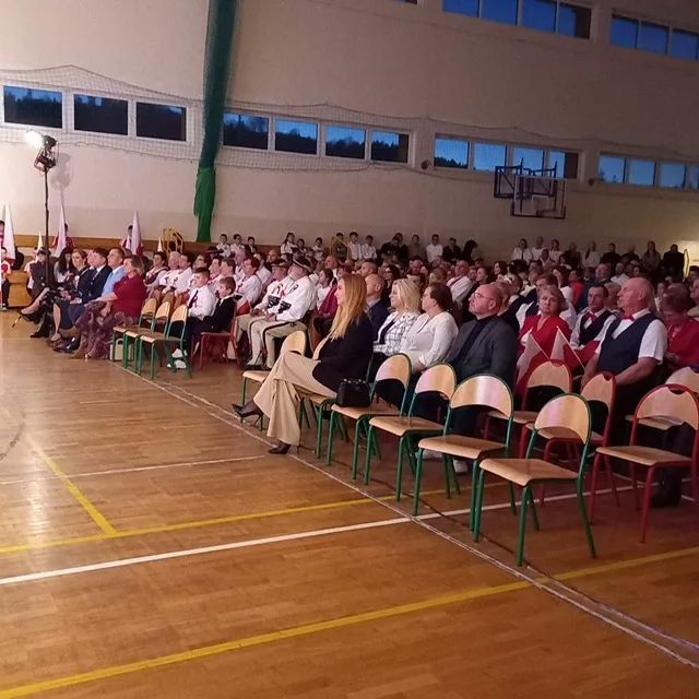 PHOTO 2025 11 07 19 40 27