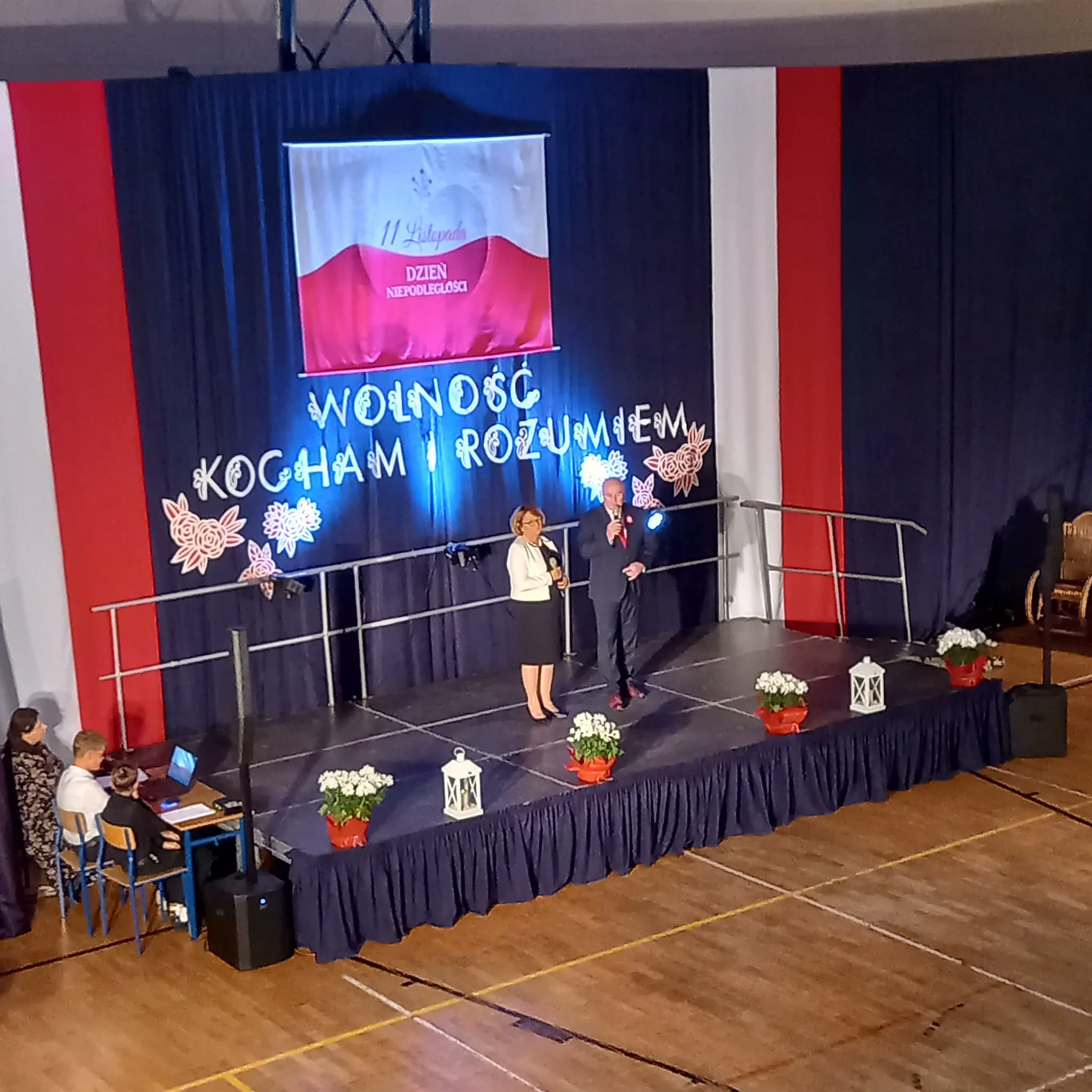 PHOTO 2025 11 07 19 41 06