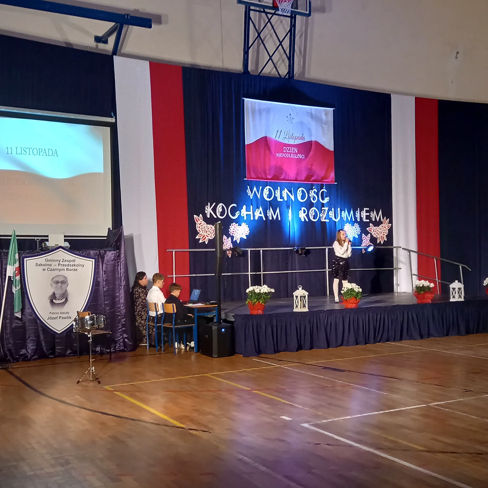 PHOTO 2025 11 07 19 44 06