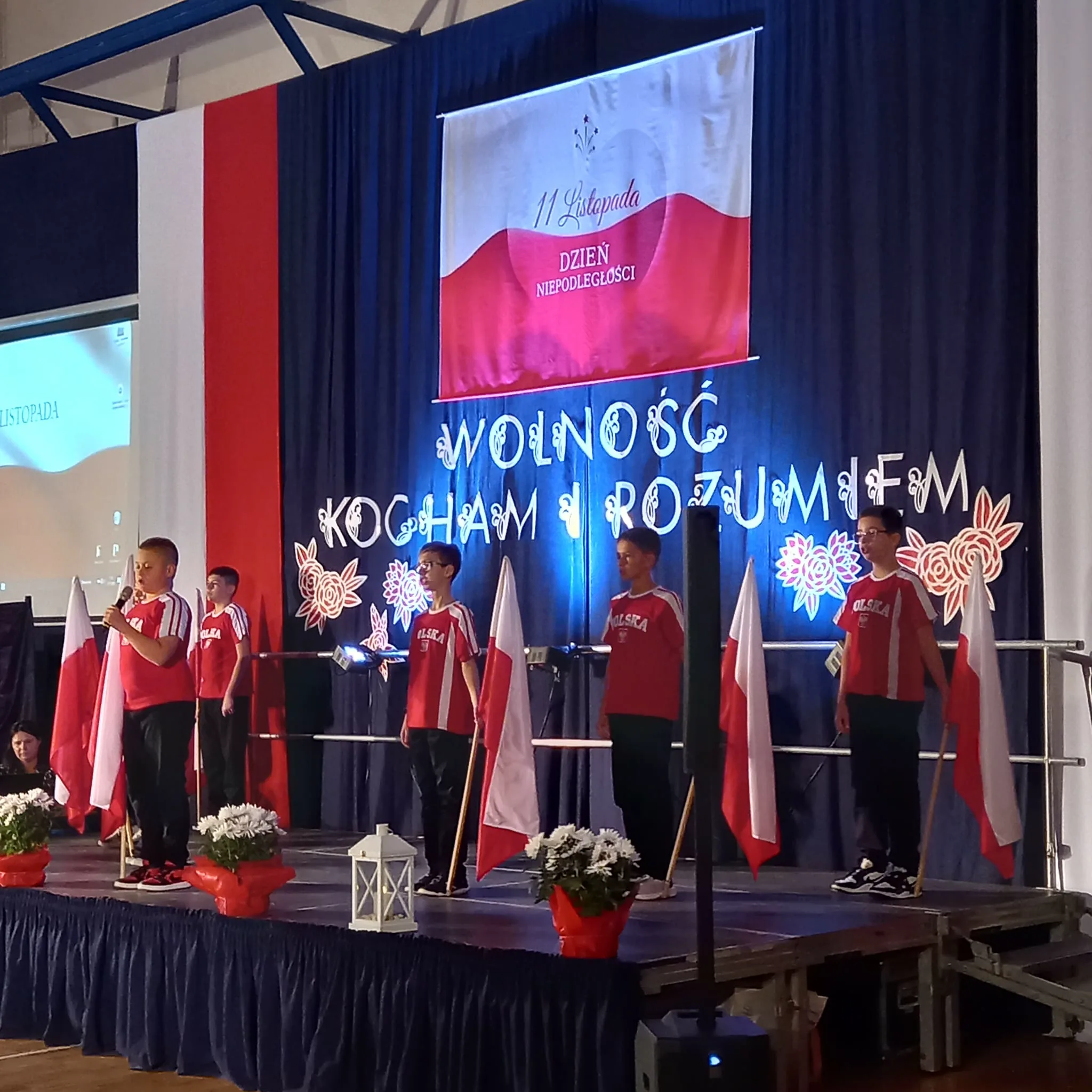 PHOTO 2025 11 07 19 44 31