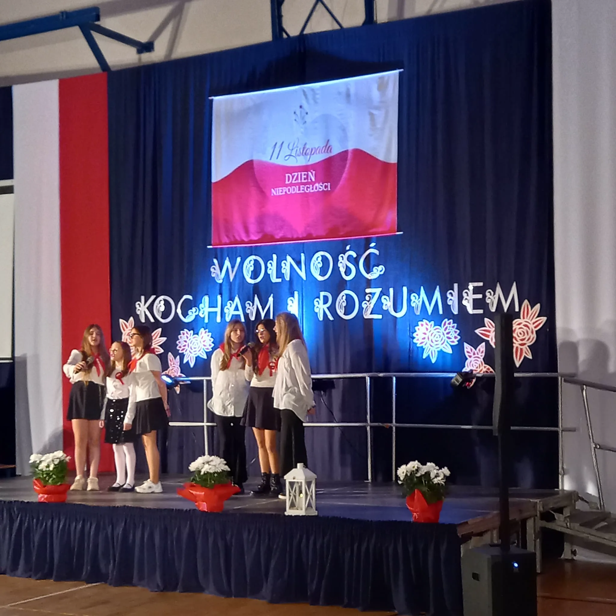 PHOTO 2025 11 07 19 45 21