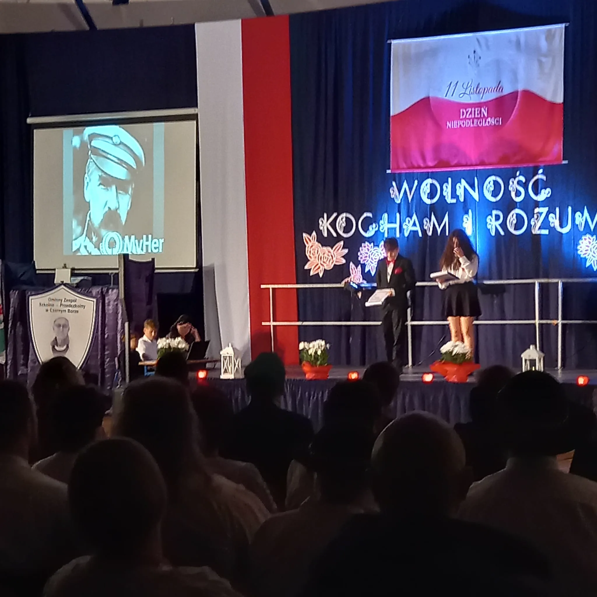 PHOTO 2025 11 07 19 51 00