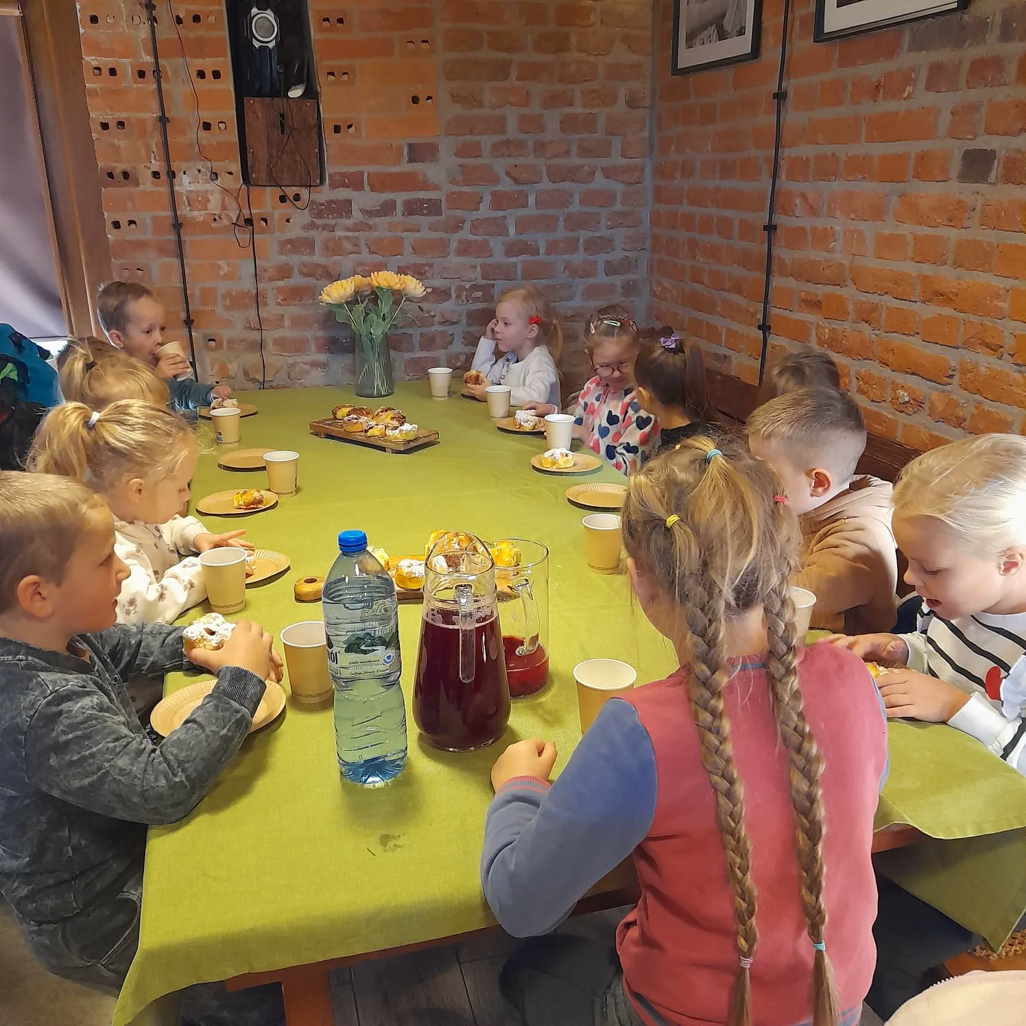 PHOTO 2025 11 09 19 14 21