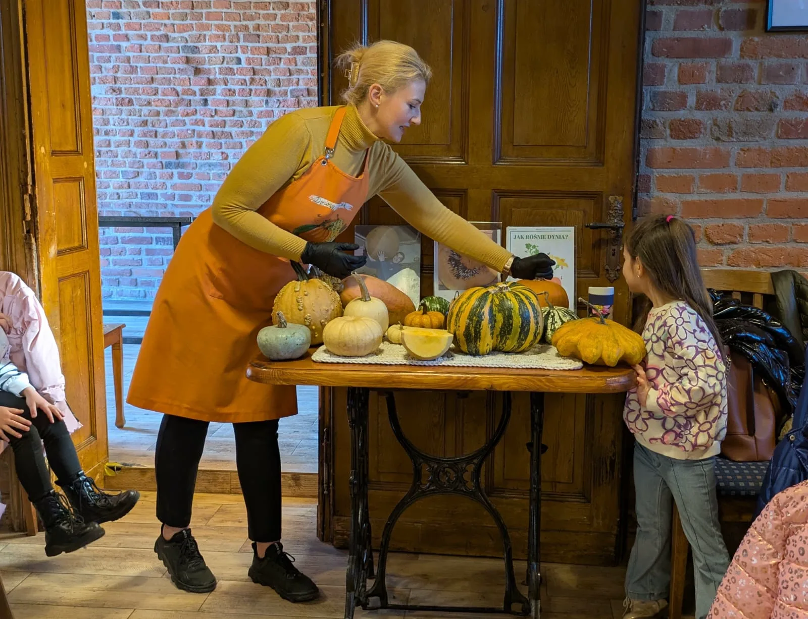 PHOTO 2025 11 09 19 14 25 2