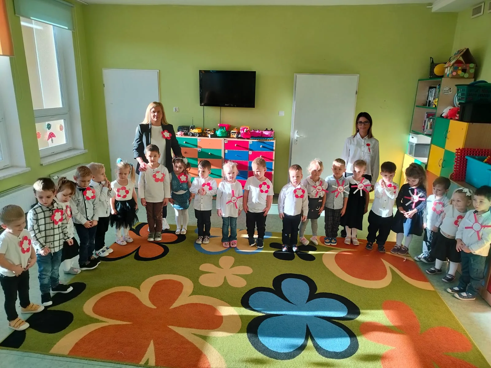 PHOTO 2025 11 09 19 20 01 2