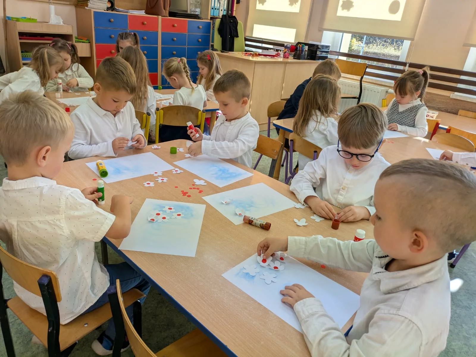 PHOTO 2025 11 09 19 20 02