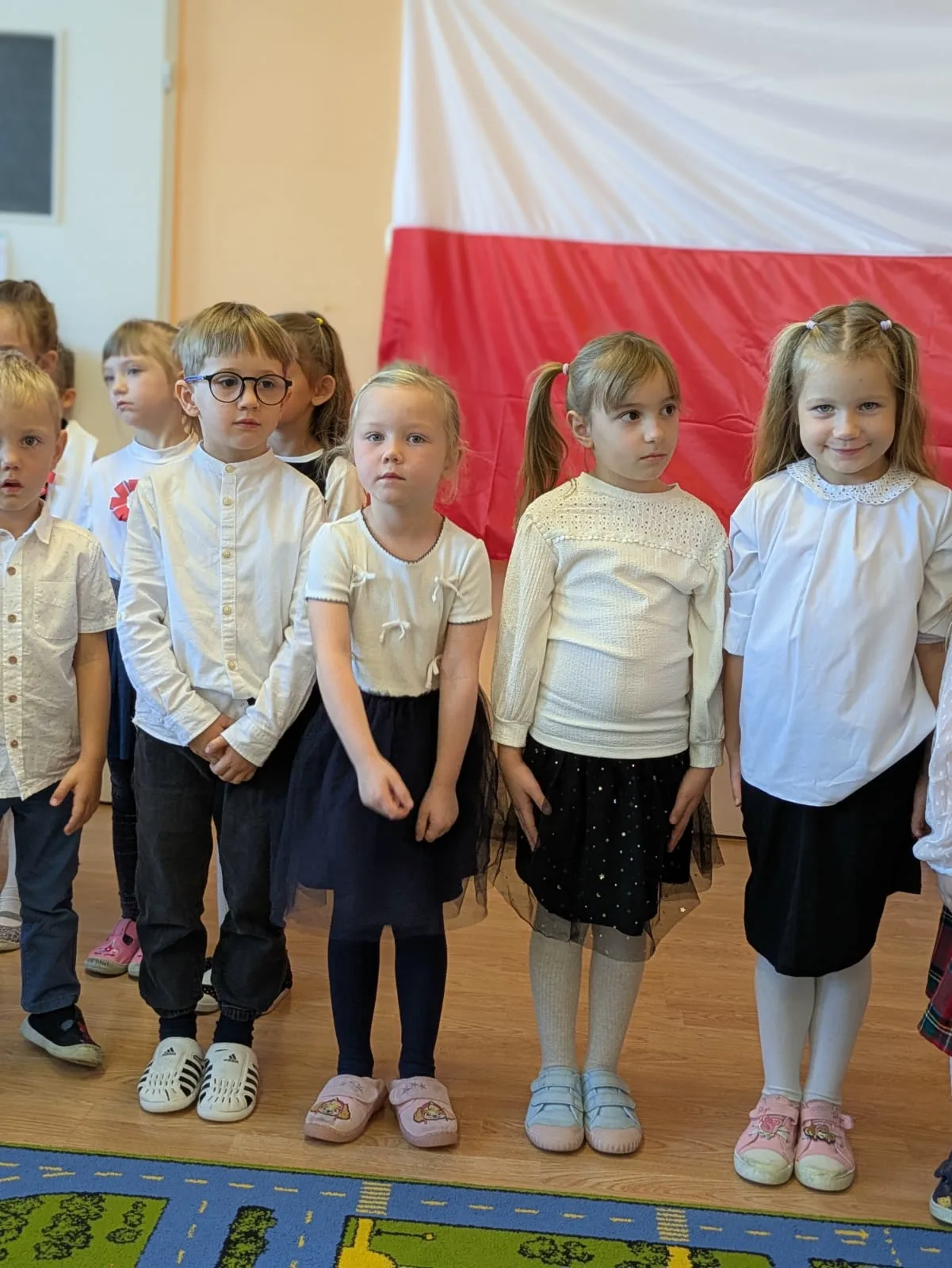 PHOTO 2025 11 09 19 20 03 2