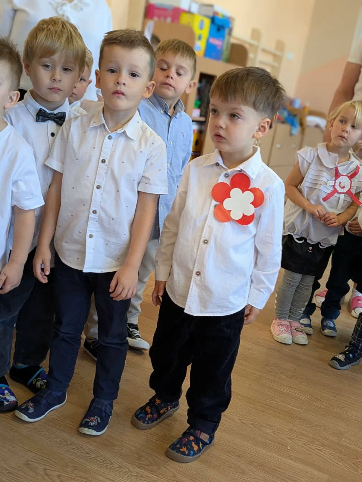 PHOTO 2025 11 09 19 20 03 3