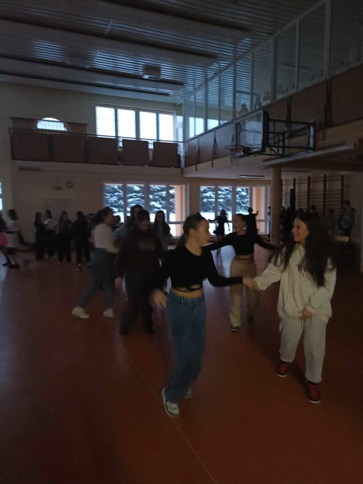 406387362 1075216613510775 1502742784237631457 n