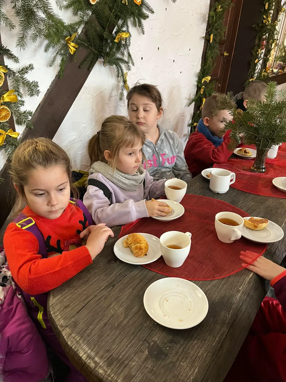 PHOTO 2023 12 07 09 05 02