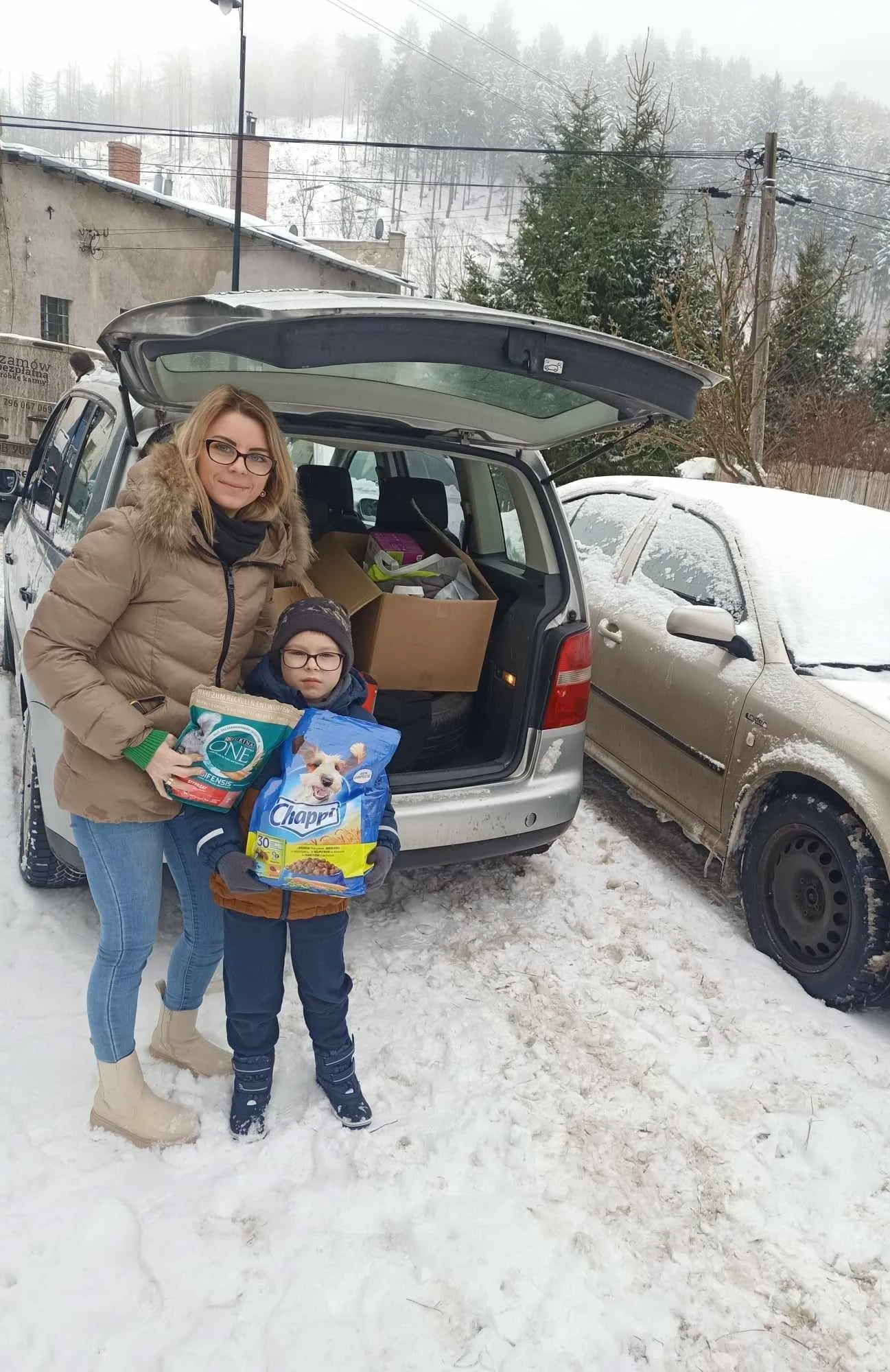 PODZIĘKOWANIE ZA UDZIAŁ W ZBIÓRCE NA RZECZ PODOPIECZNYCH "FUNDACJI NA POMOC ZWIERZĘTOM" W BOGUSZOWIE-GORCACH