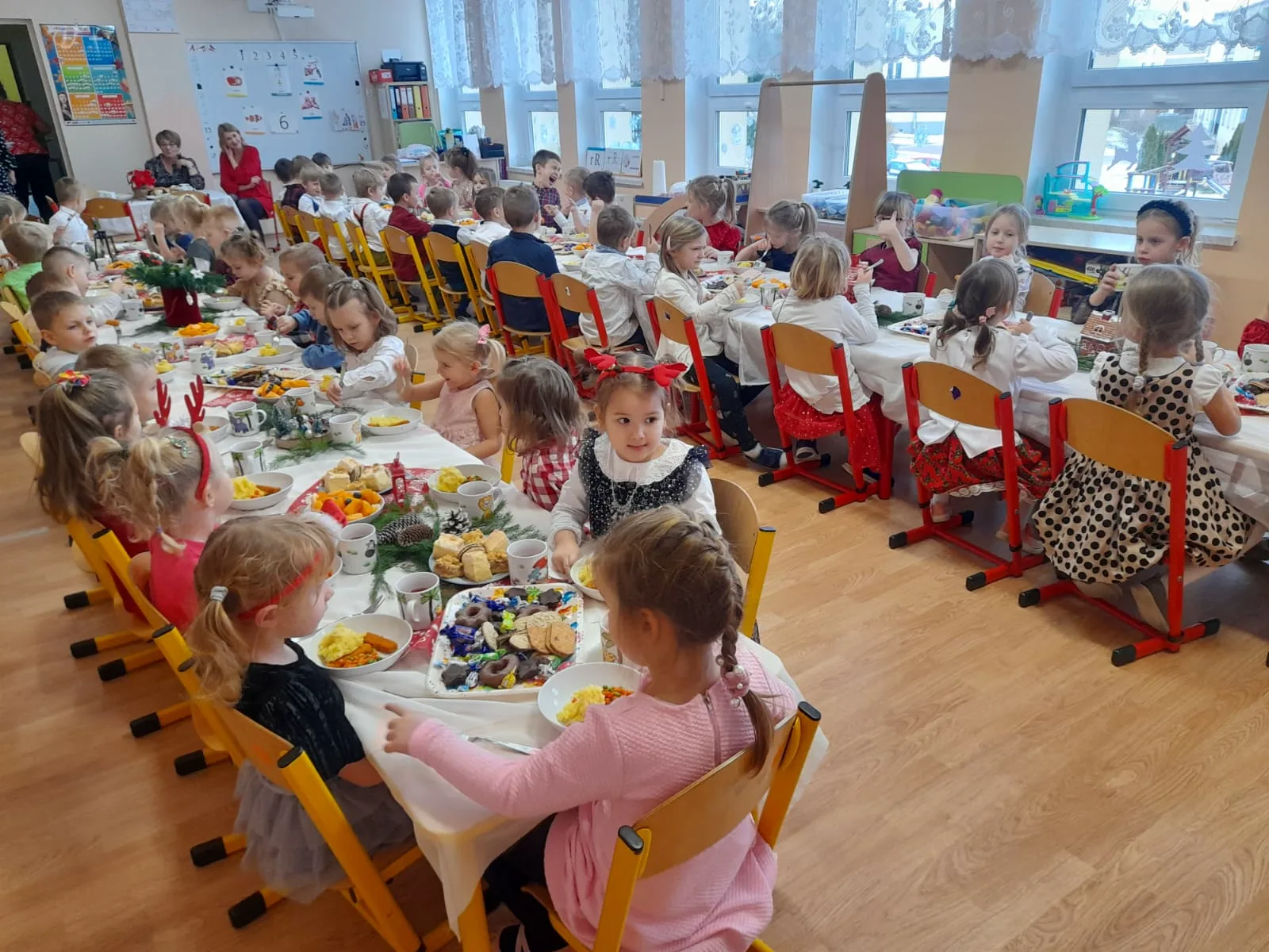 "WIGILIA W PRZEDSZKOLU"