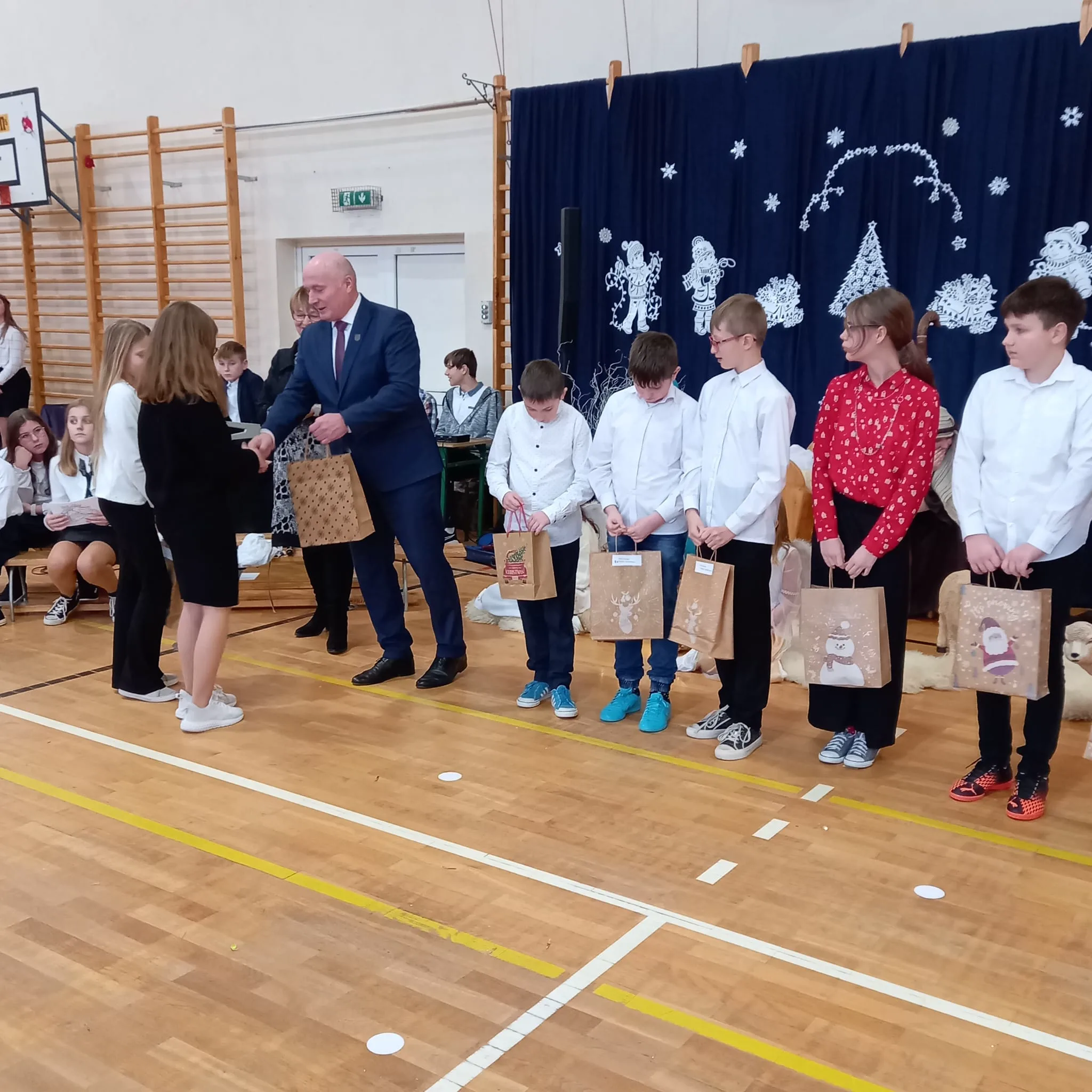 PHOTO 2023 12 21 17 20 29