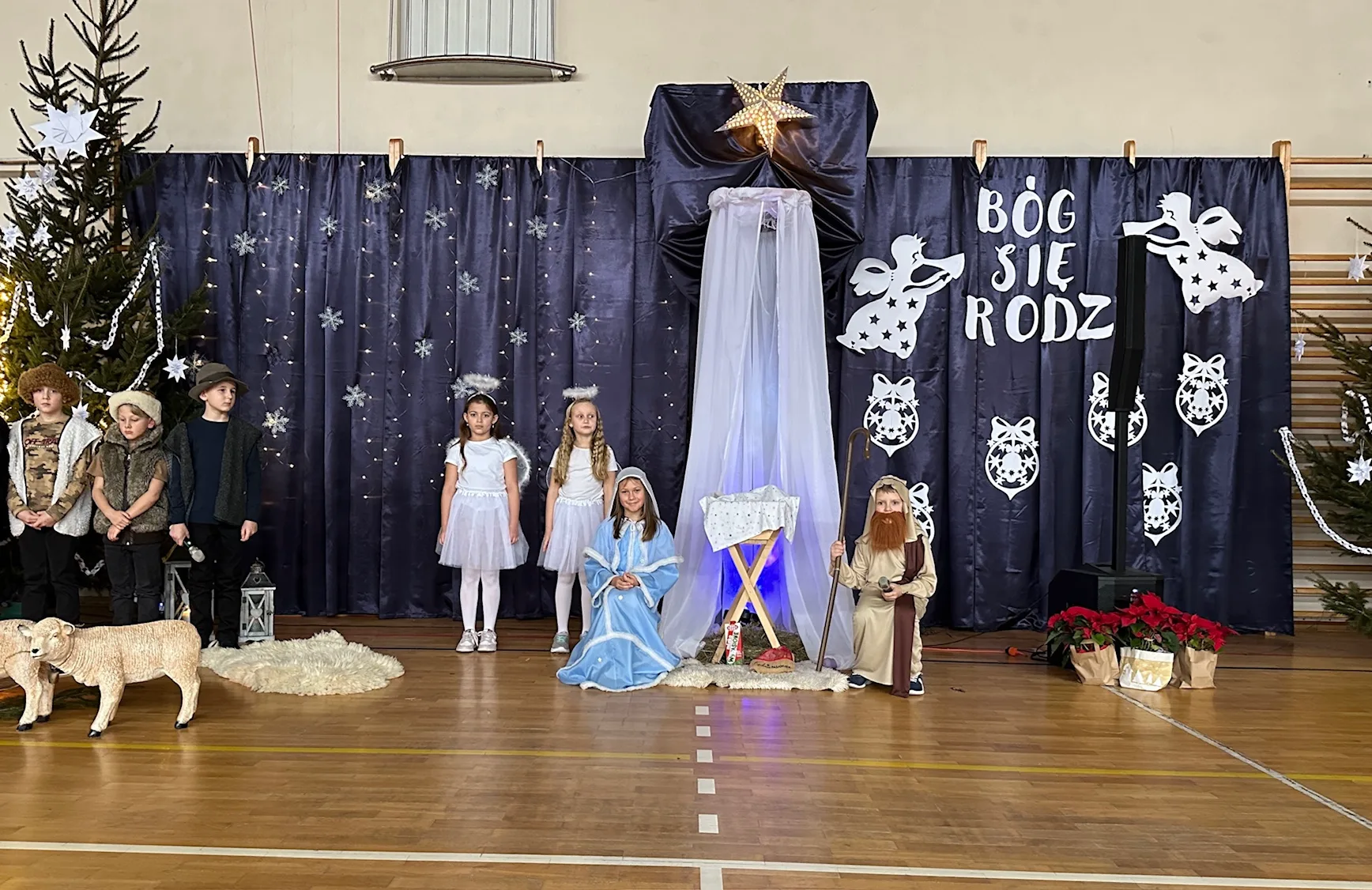 ŚWIĄTECZNE  ŻYCZENIA