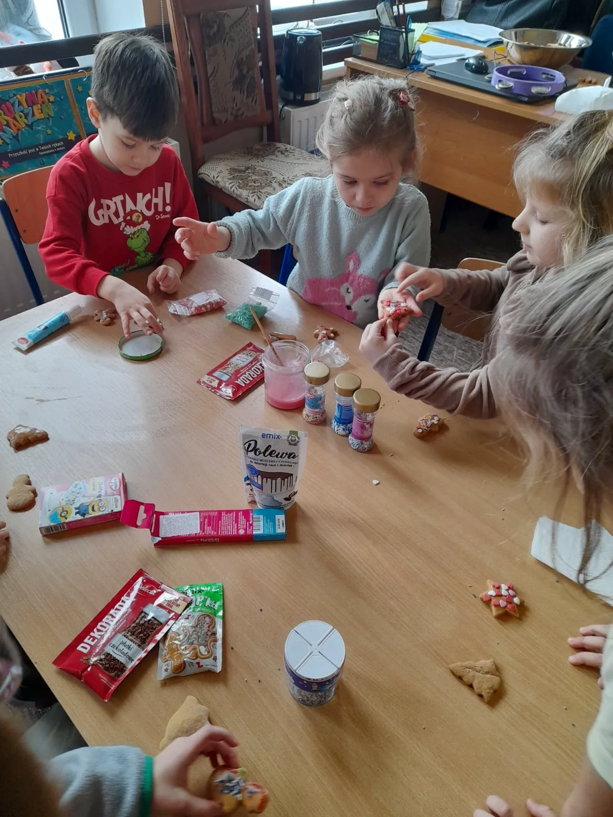 PHOTO 2024 12 17 18 03 49