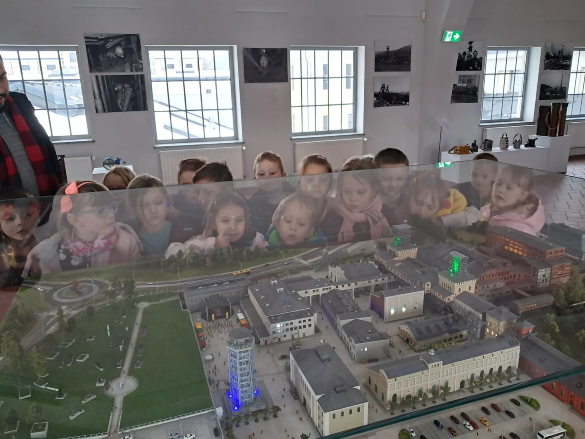 2aee9473 f9b4 40cb 8a15 7ec5a39489d0