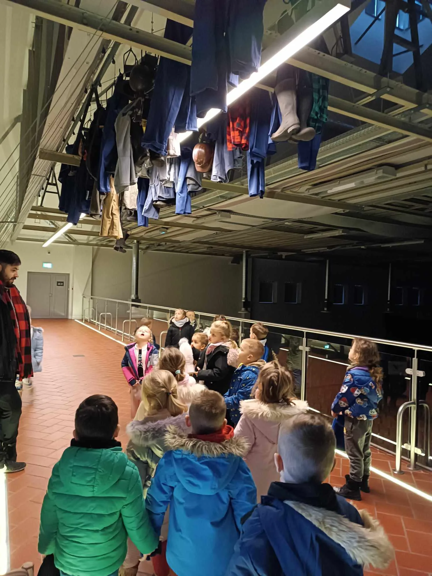 462645955 1485332958807732 2501666832859610619 n