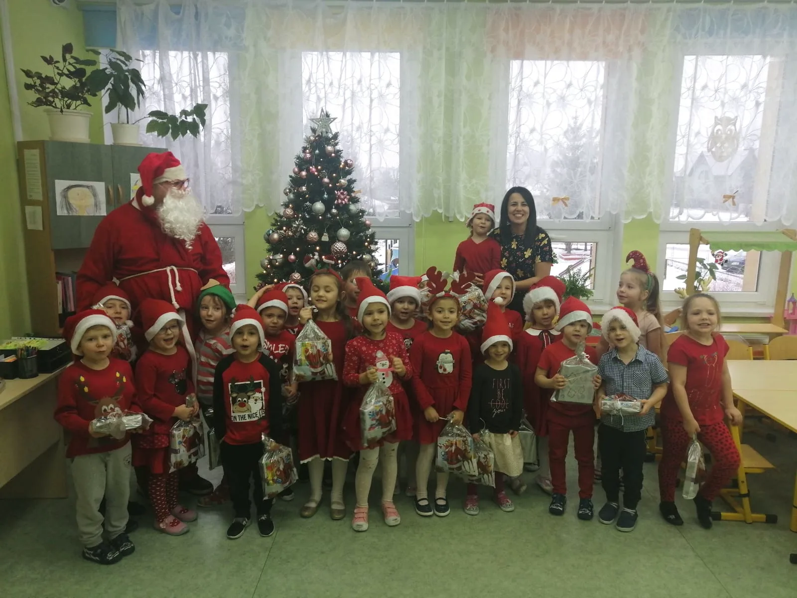 PHOTO 2021 12 06 20 32 30