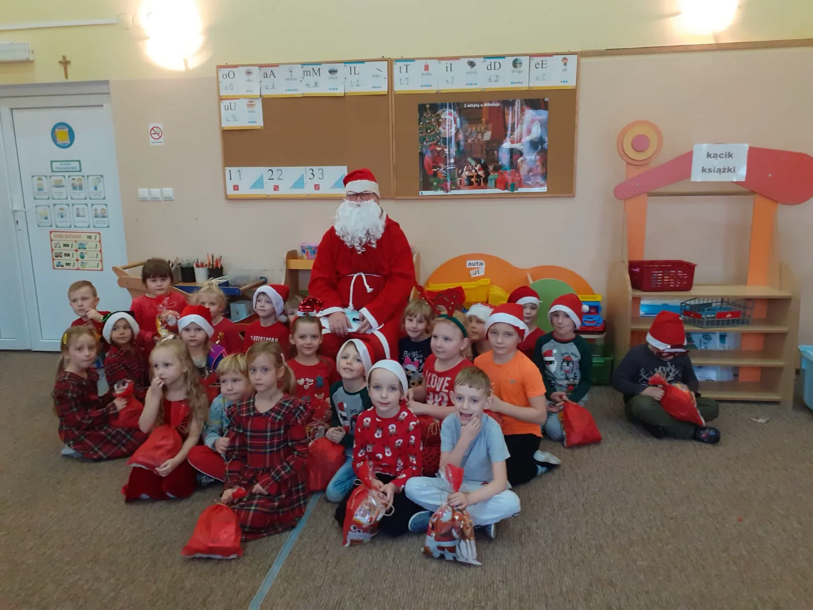 PHOTO 2021 12 06 20 32 31 4