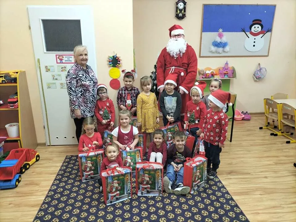 PHOTO 2021 12 06 20 32 32 3