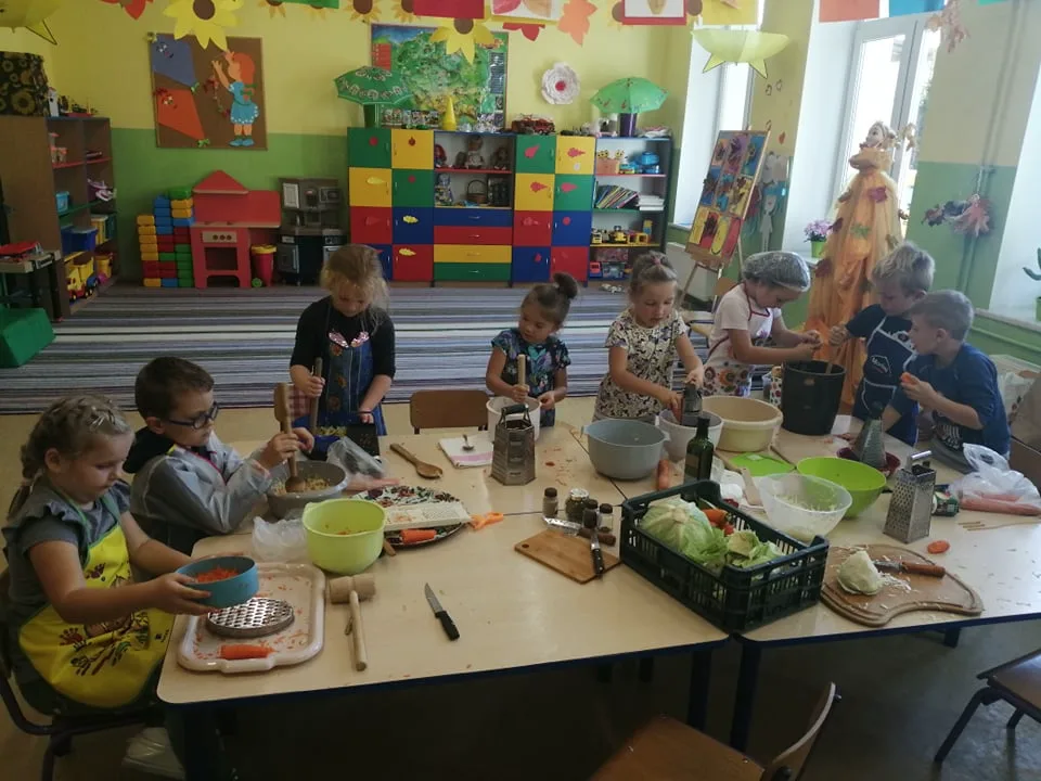 243770191 1536548133395821 1003096285633476499 n