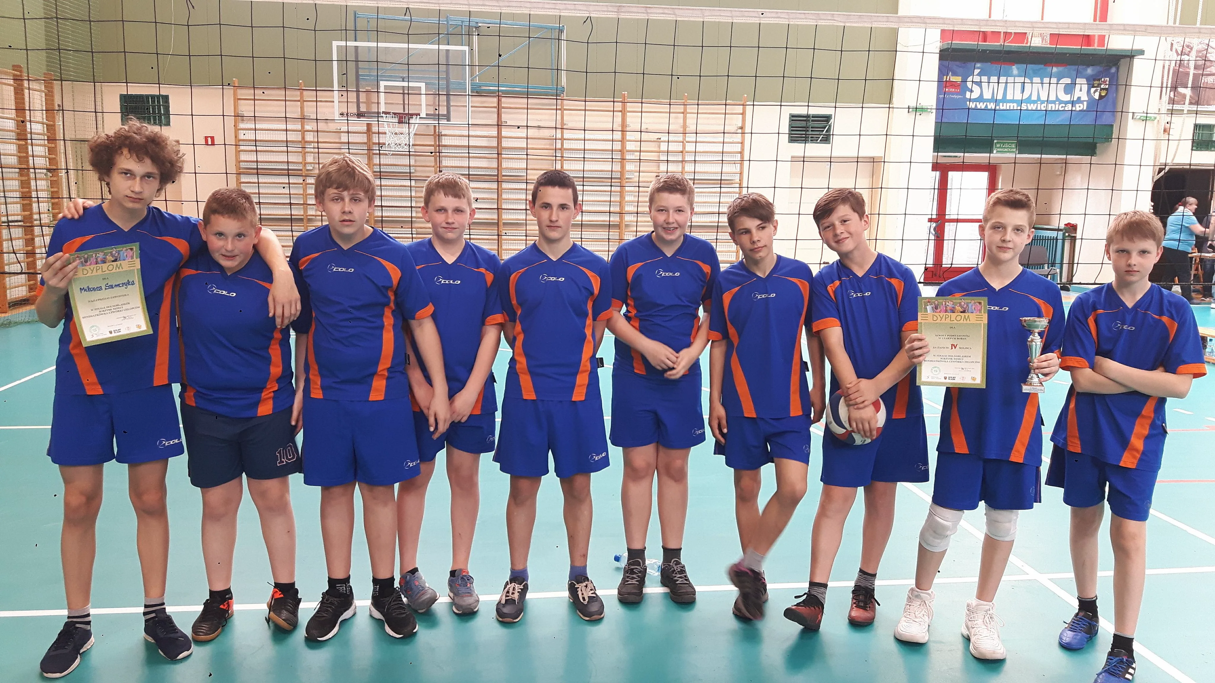 Finał dolnośląski siatkarskich czwórek.