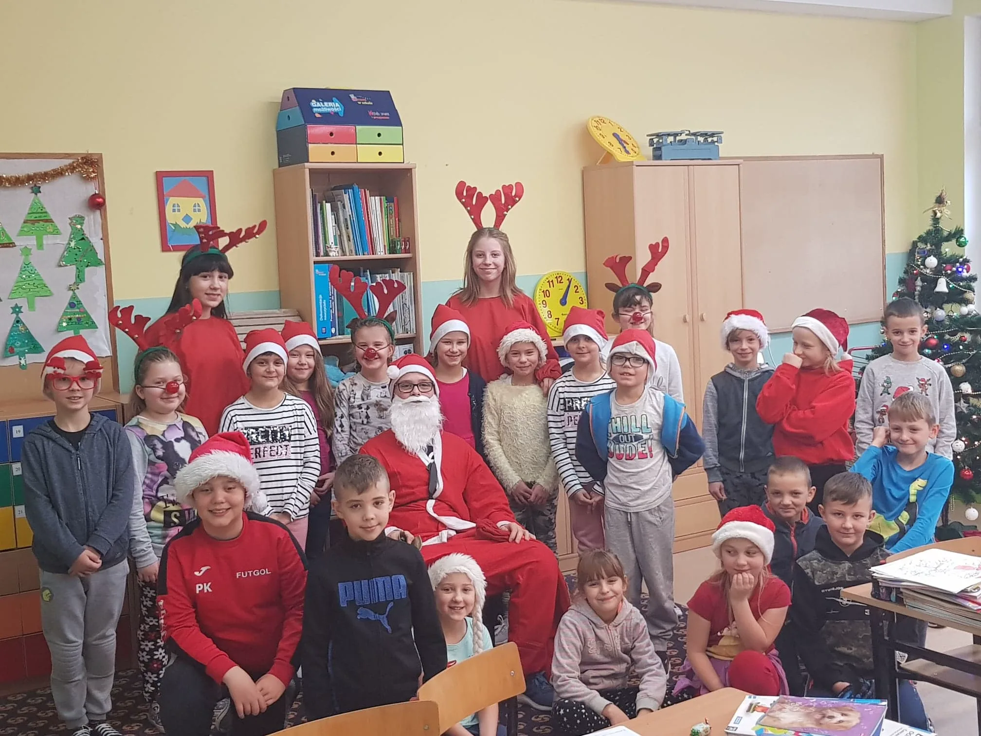 47575543 2229567533968542 1552534246898270208 n