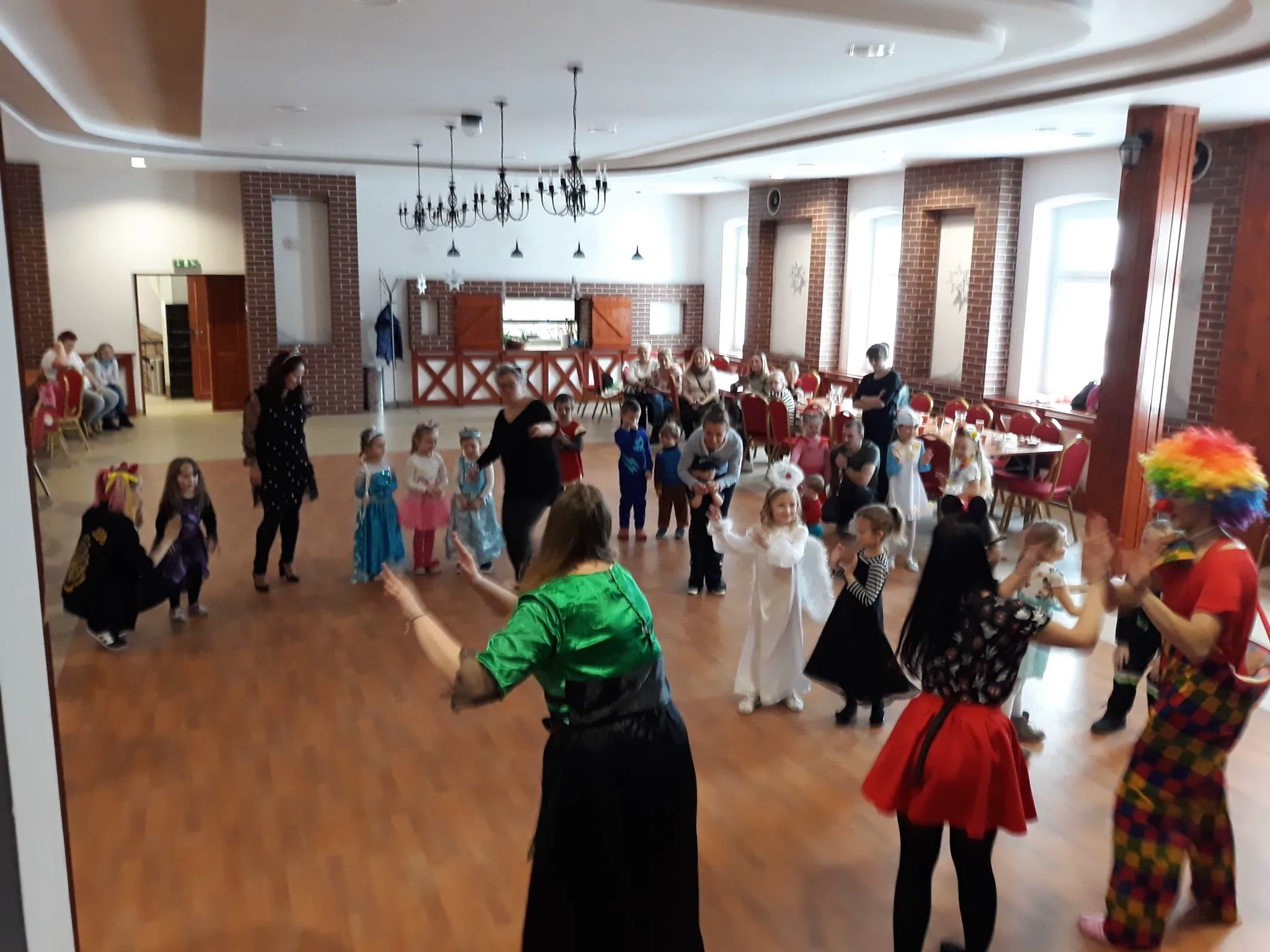 51085276 2219446535043195 3989104017513906176 n