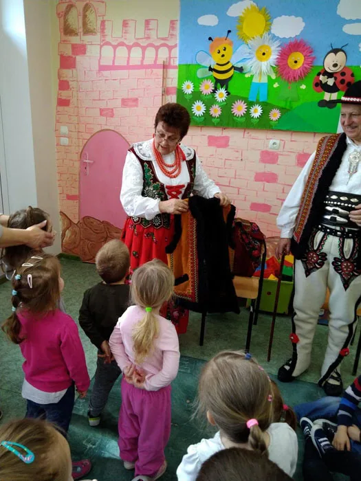 W MUROWANEJ PIWNICY…