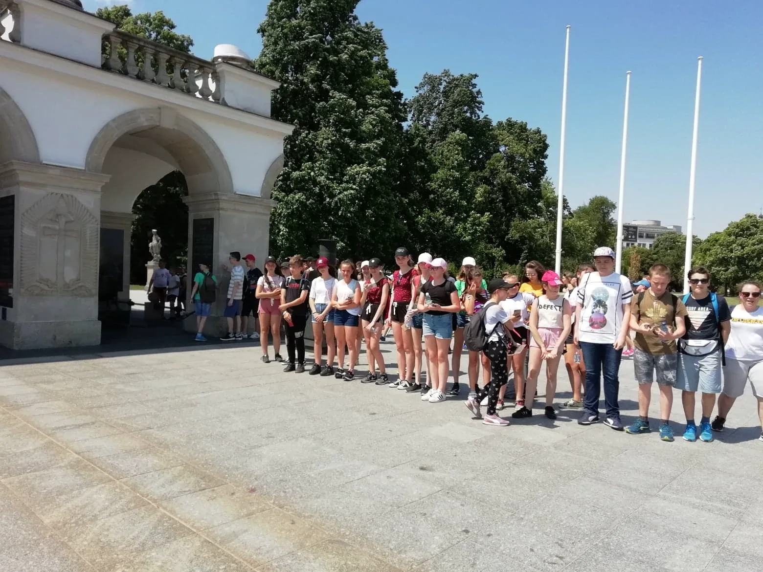 64211797 1545607952236835 2924126112936099840 n