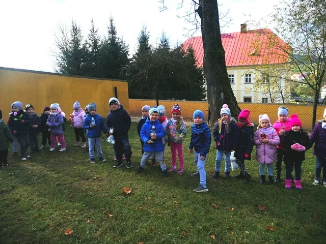 „Śpieszmy się kochać ludzi, tak szybko odchodzą…”