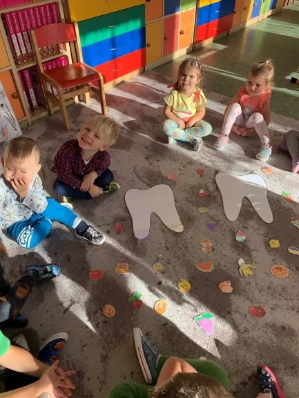 MAŁY MIŚ W ŚWIECIE WIELKIEJ LITERATURY