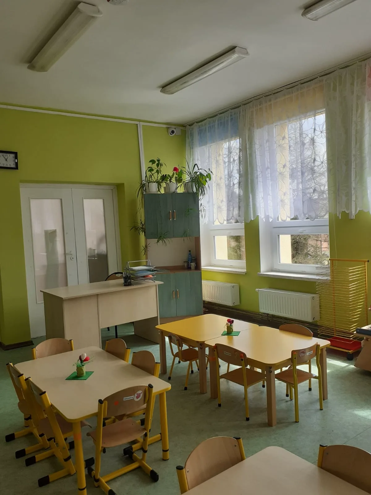 PHOTO 2020 04 21 19 09 22