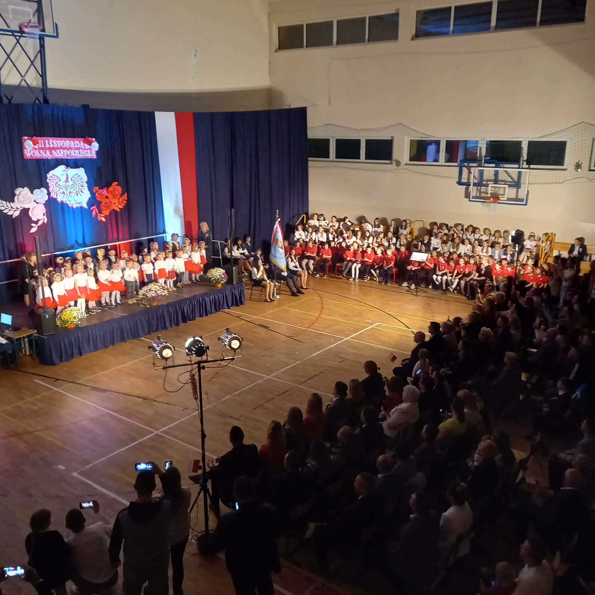 PHOTO 2023 11 11 07 36 08