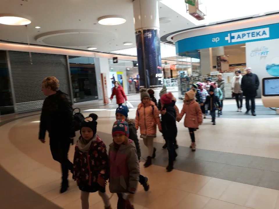 Przedszkolaki w kinie.