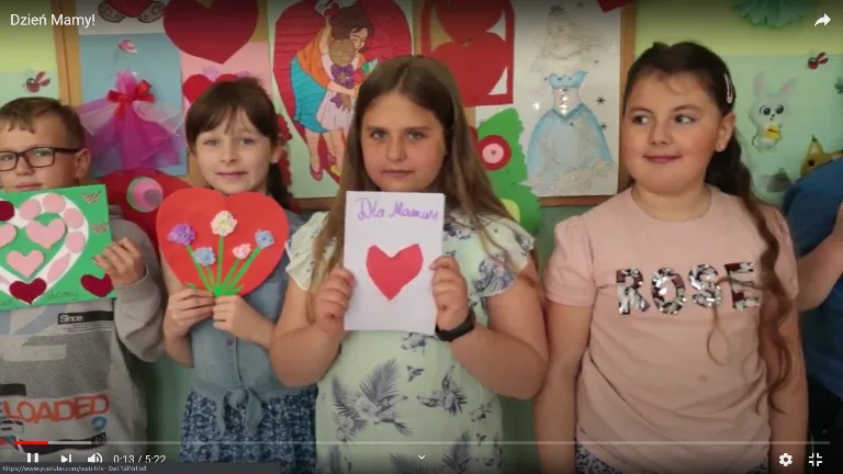 Życzenia z okazji Dnia Mamy kl. II b