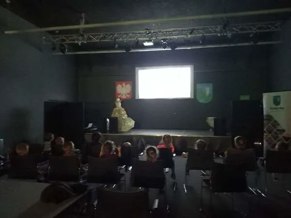 187712072 484500202793110 5009632971381180557 n