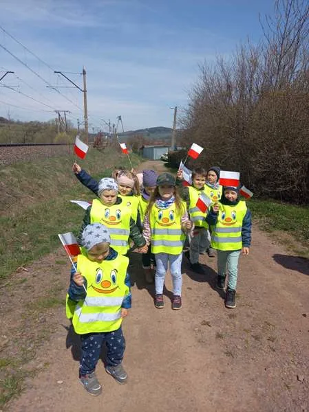 179588193 318089353212996 2689102453180998532 n