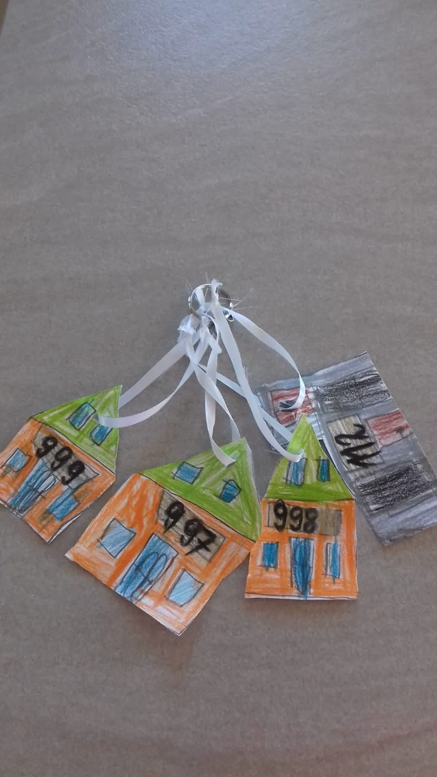 af975eba 5956 41f3 8a84 8adbbc5b3281