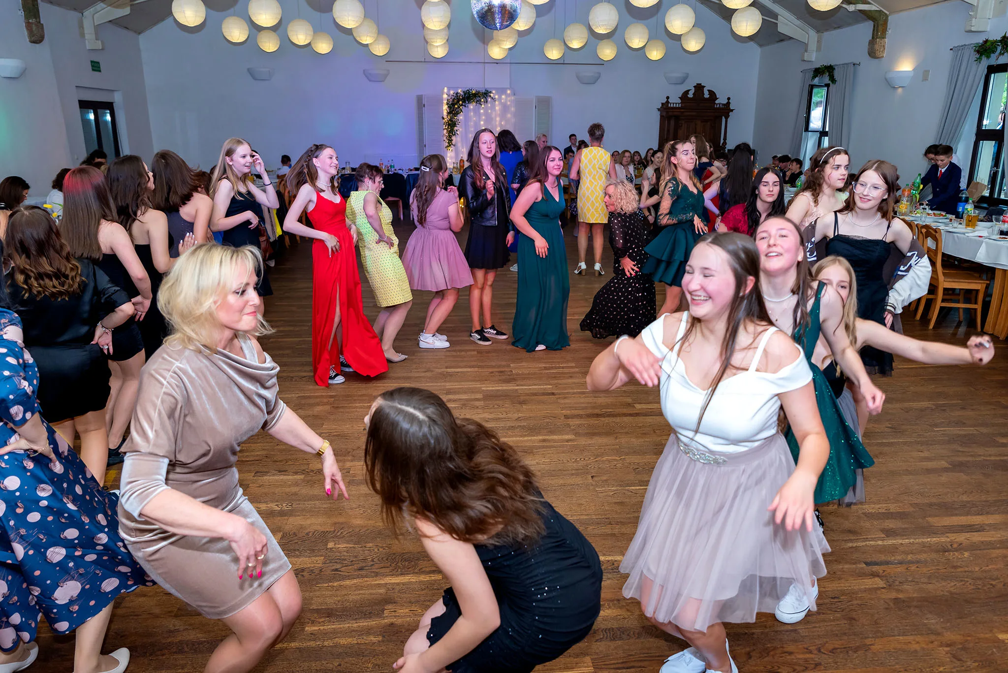 285974689 1004468467108024 752258159548960824 n copy copy