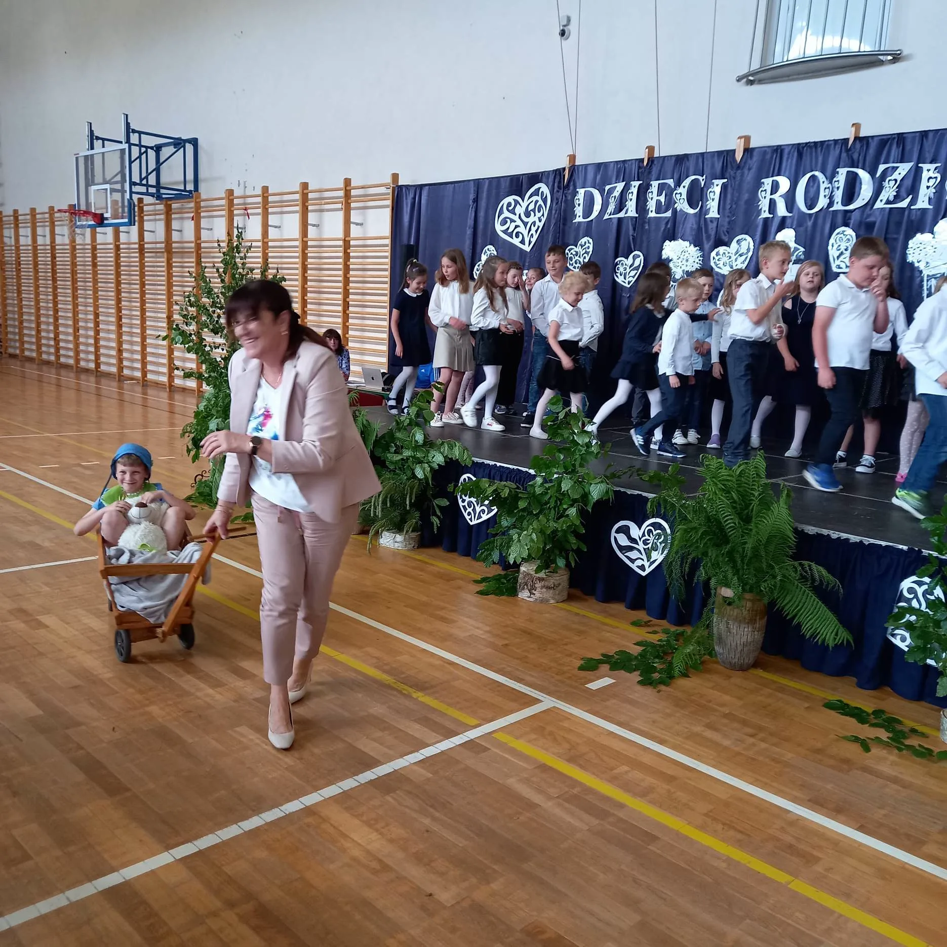 353186913 1295484151385602 6462567887441094861 n