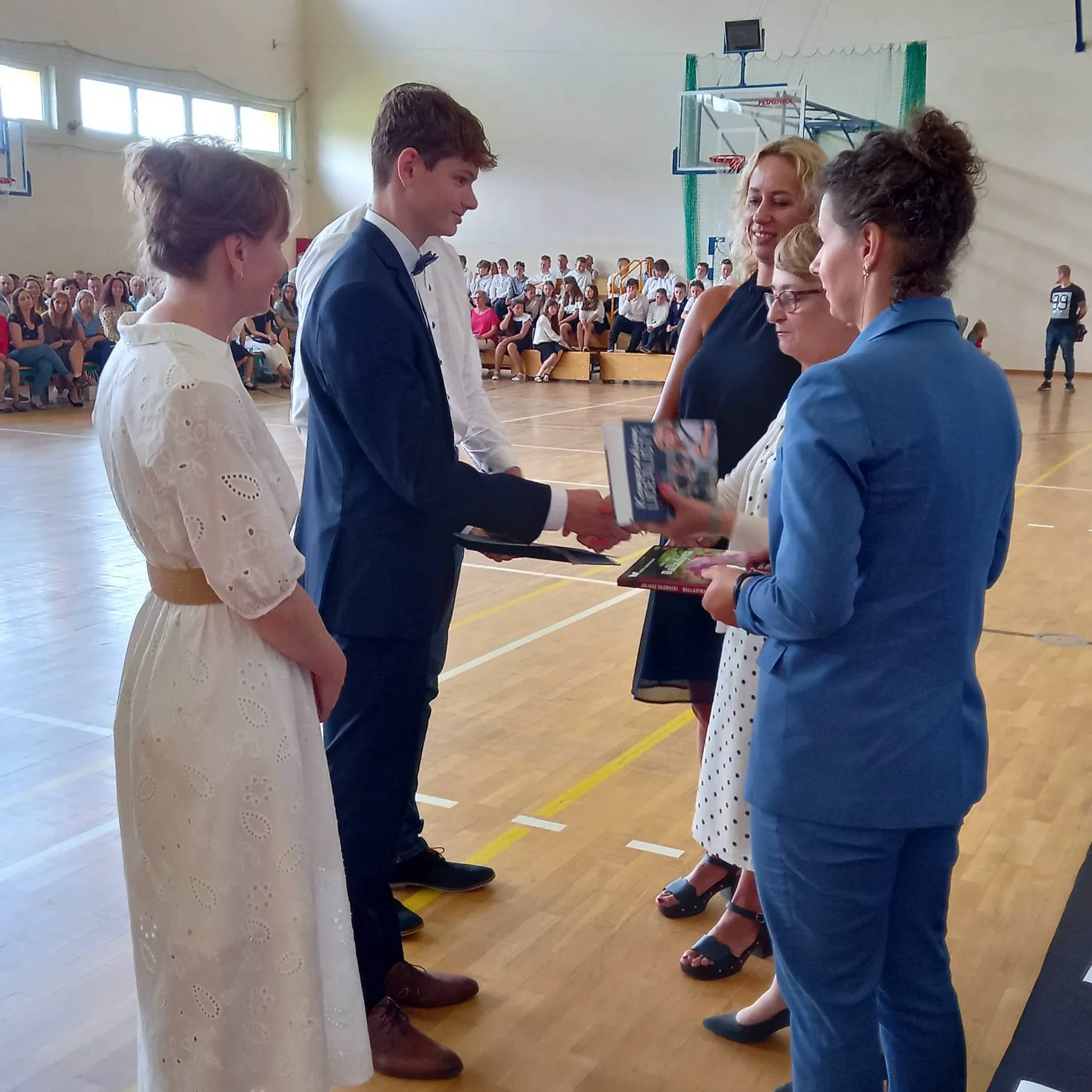 353765431 1316074768992627 7342085961806502207 n