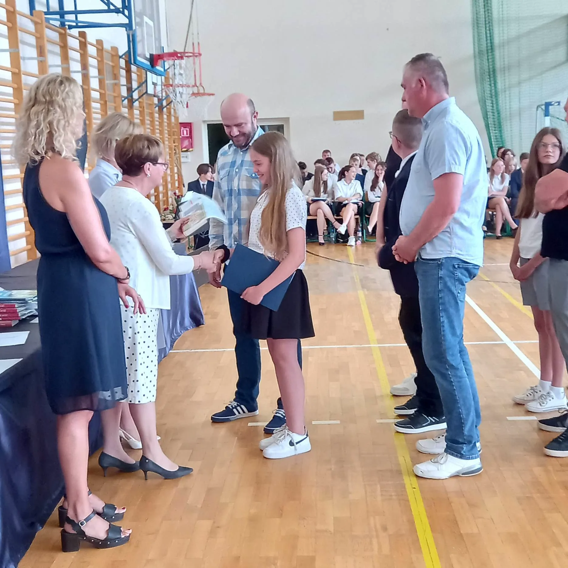 355825480 1056694065694214 382175216338839660 n