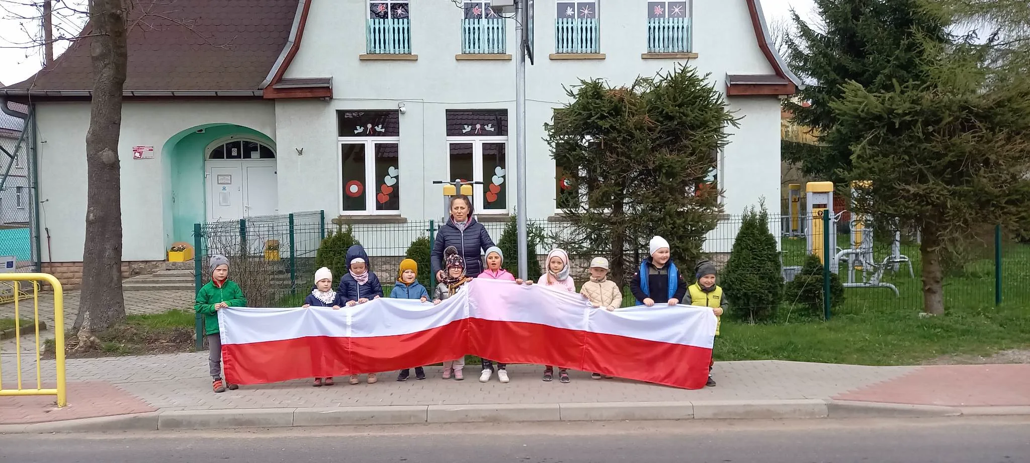 MAJOWE ŚWIĘTA W PRZEDSZKOLU W WITKOWIE