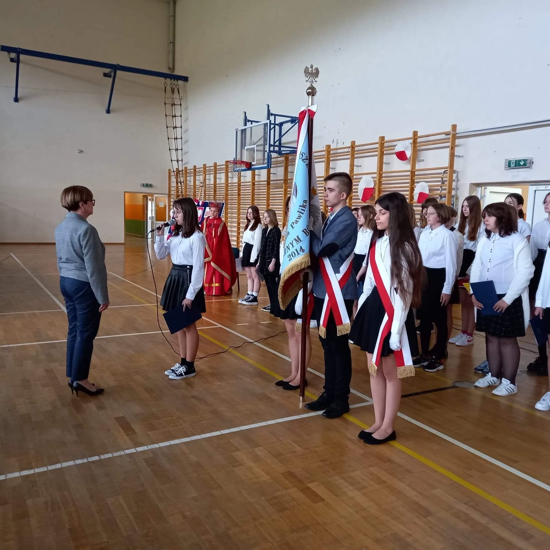 E5D71EC5 CFB4 4C69 9DE3 0C4ABB24D202