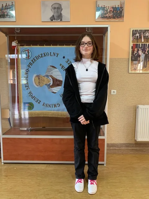 Dominika Lizoń wyróżnioną Finalistką konkursu językowego „Mały Poliglota”