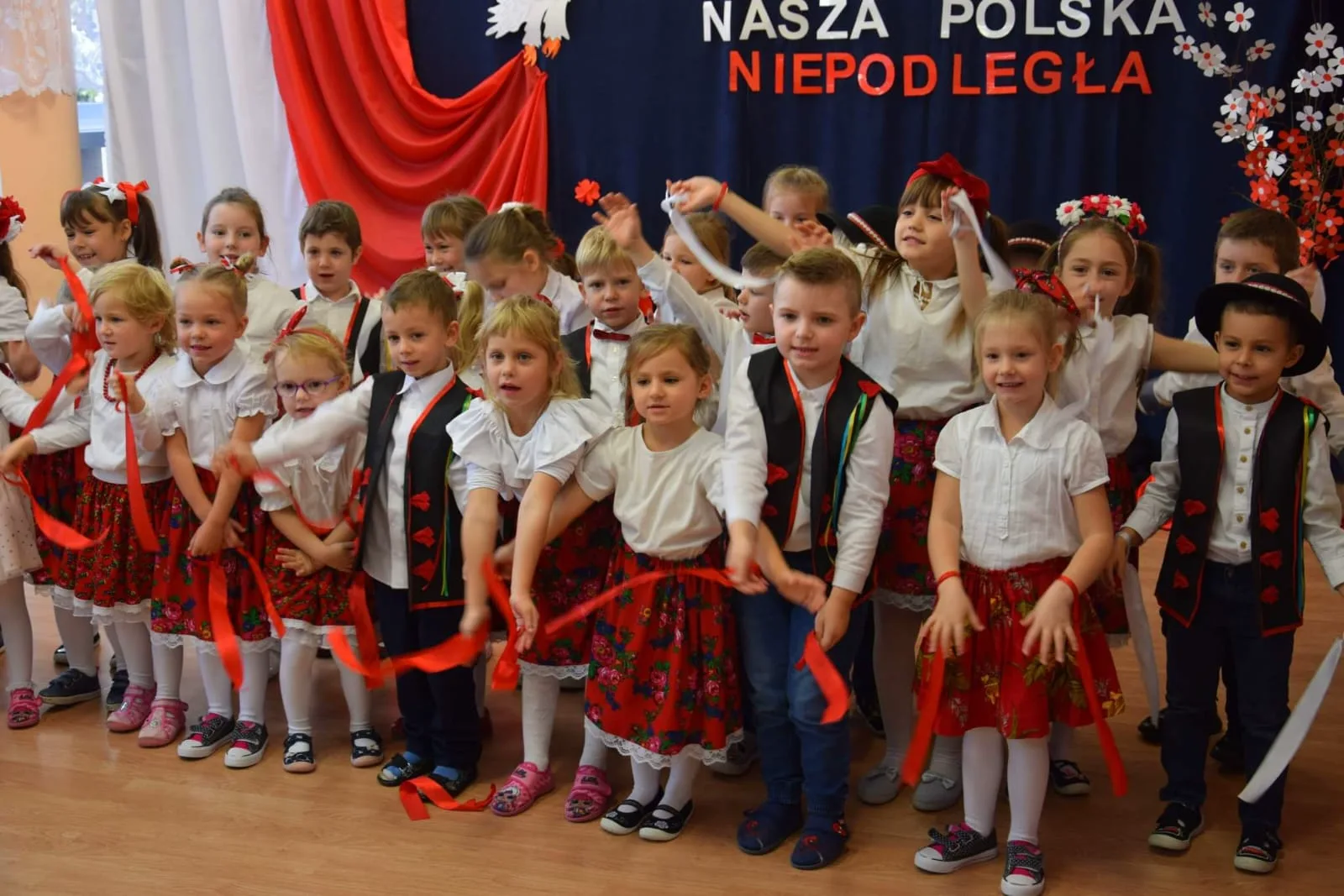 Obchody Odzyskania Niepodległości w Przedszkolu w Czarnym Borze