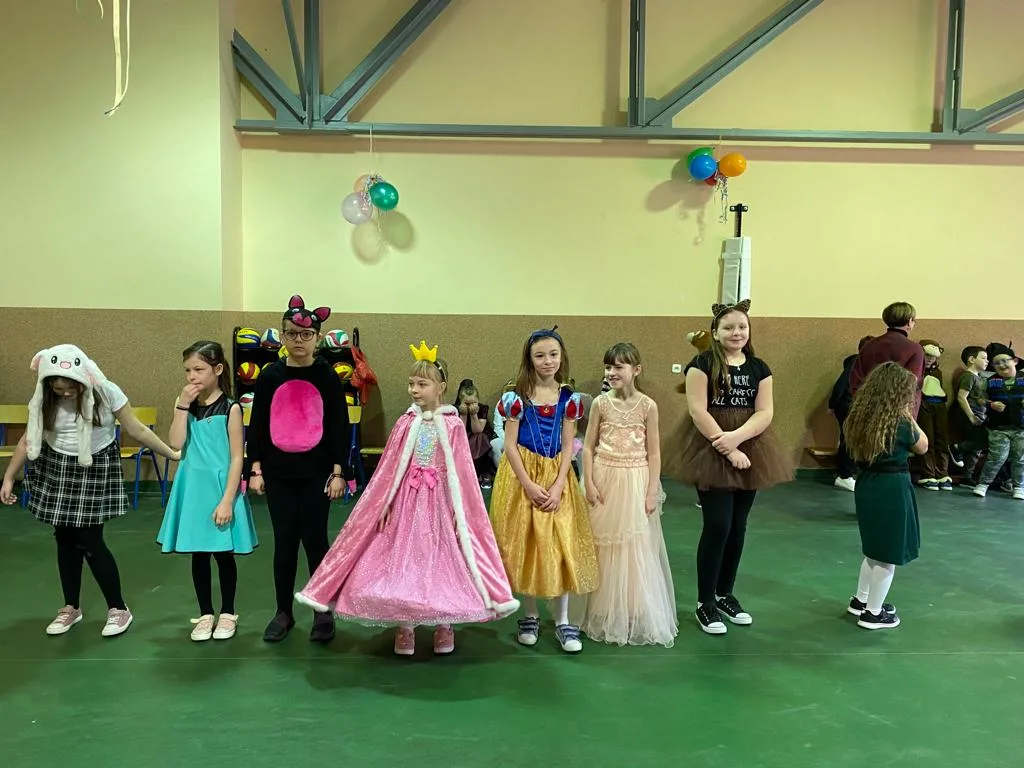 PHOTO 2022 02 18 11 23 44 11